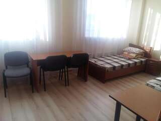 Хостелы Hostel Vitan Львов Стандартный семейный номер-4