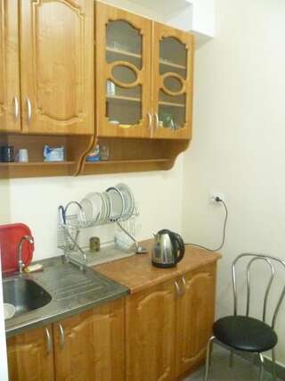 Хостелы Hostel Vitan Львов Улучшенный трехместный номер-2